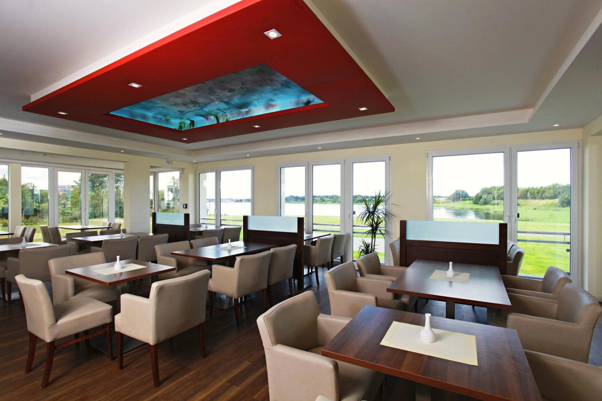 רוסטוק Hotel Warnow מראה חיצוני תמונה