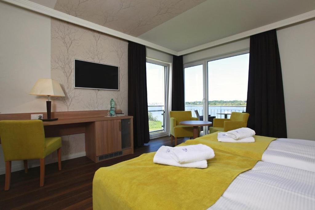 רוסטוק Hotel Warnow חדר תמונה